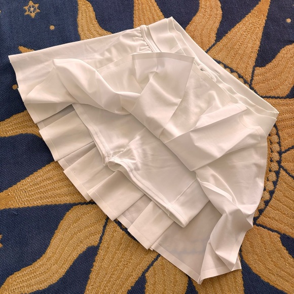 ae pleated tennis skirt - Picture 2 of 5